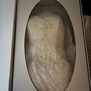 Maggie Sottero Wedding Dress